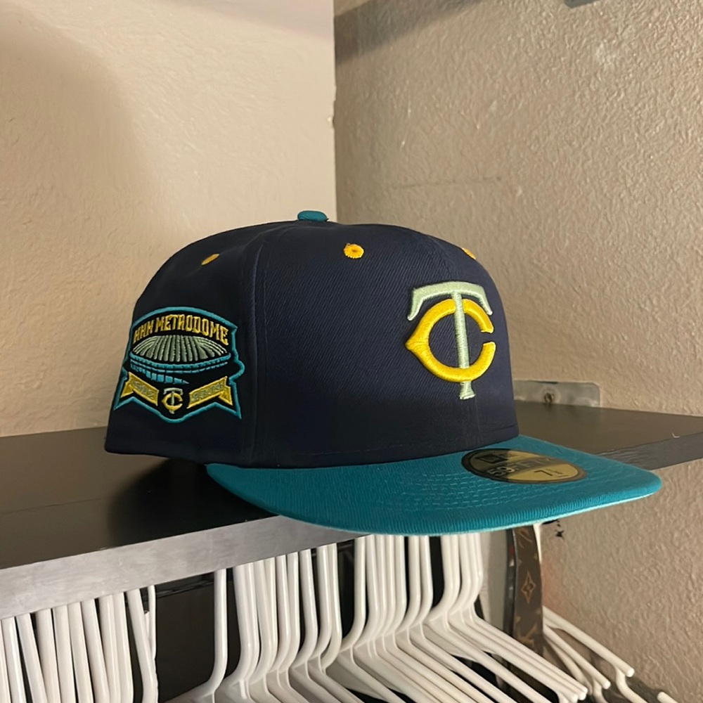 New era fitted hat Minnesota twins